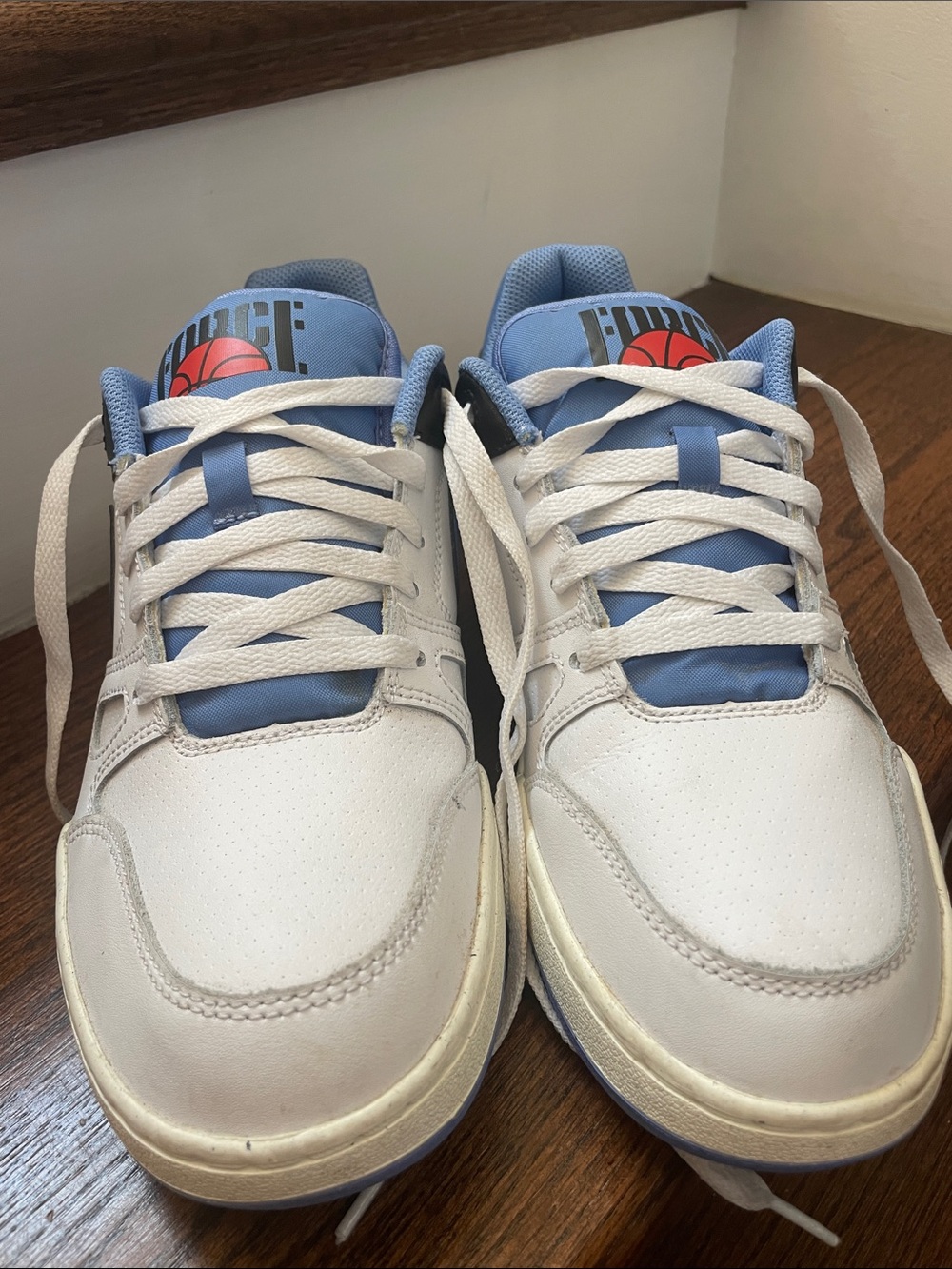 Nike White and Light Blue Low-Top Sneakers with Red Logo